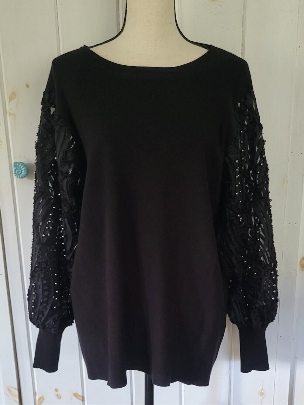 Sioni Black Beaded Lace Balloon Sleeve Stretch Sweater